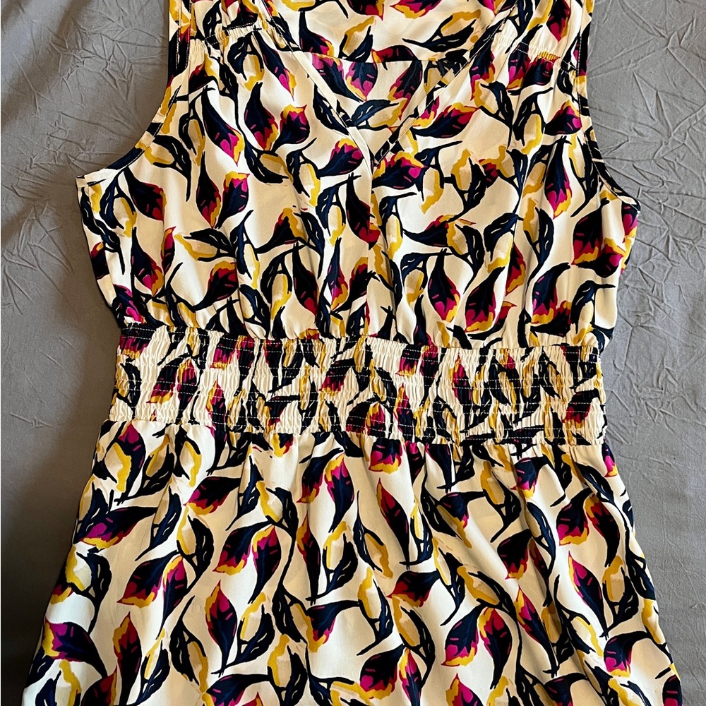 Sleeveless Banana Republic Blouse in Cream, Navy & Magenta